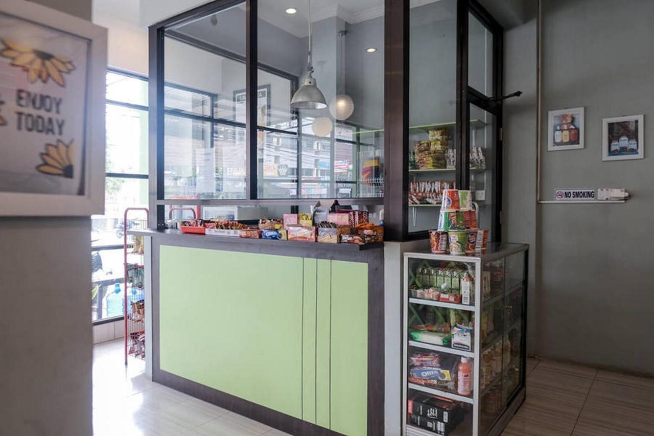 Urbanview Hotel Ta Ke Jelutung Puncak Jambi Luaran gambar