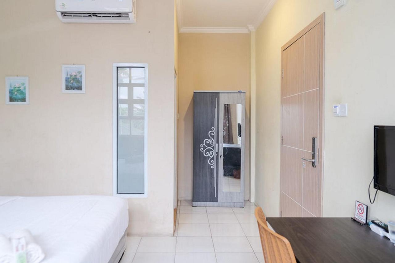Urbanview Hotel Ta Ke Jelutung Puncak Jambi Luaran gambar