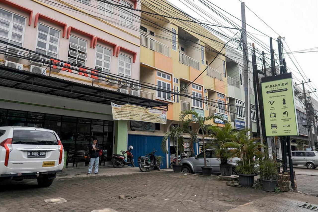 Urbanview Hotel Ta Ke Jelutung Puncak Jambi Luaran gambar
